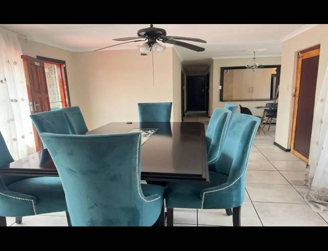 3 BEDROOM FREEHOLD FOR SALE IN ELANDSPARK